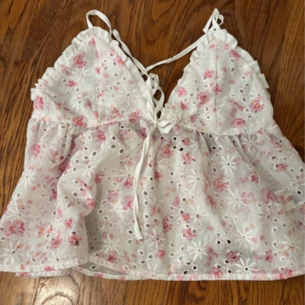 pink and white top